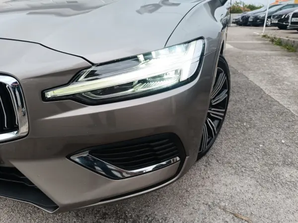 Volvo V60 2.0 T6 AWD TE Inscription Expression 2