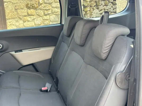 Dacia Lodgy 1.5 dCi Confort 7L 13