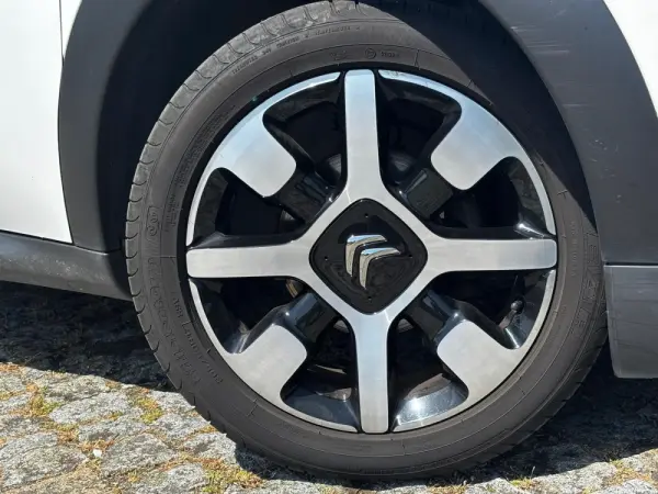 Citroen C4 Cactus 1.2 PureTech Live 3