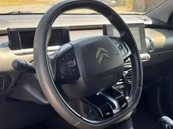 Citroen C4 Cactus 1.2 PureTech Live 9