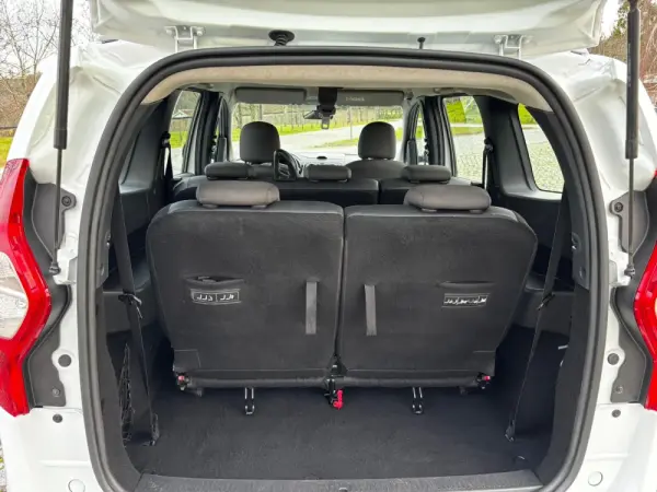 Dacia Lodgy 1.5 dCi Confort 7L 19