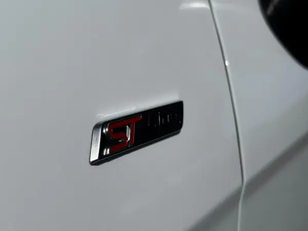 Ford EcoSport 1.0 EcoBoost ST-Line Plus 7