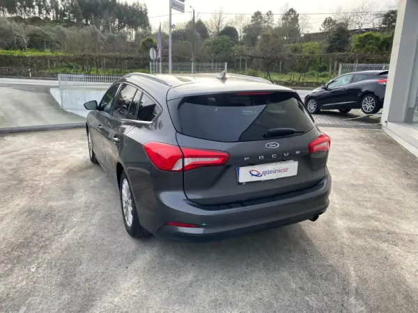 Ford Focus SW 1.5 TDCi EcoBlue Titanium 4
