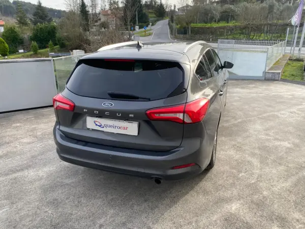 Ford Focus SW 1.5 TDCi EcoBlue Titanium 6