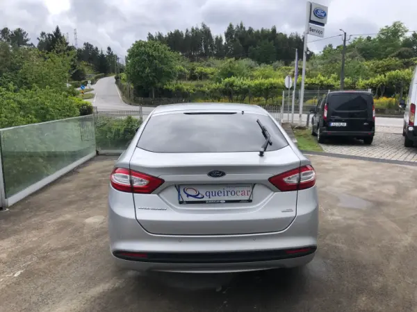 Ford Mondeo 1.5 TDCi Titanium ECOnetic 8