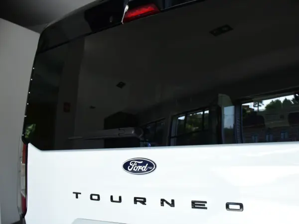 Ford Tourneo Courier 1.0 EcoBoost Active 4