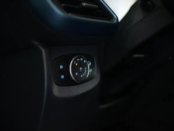 Ford Tourneo Courier 1.0 EcoBoost Active 25