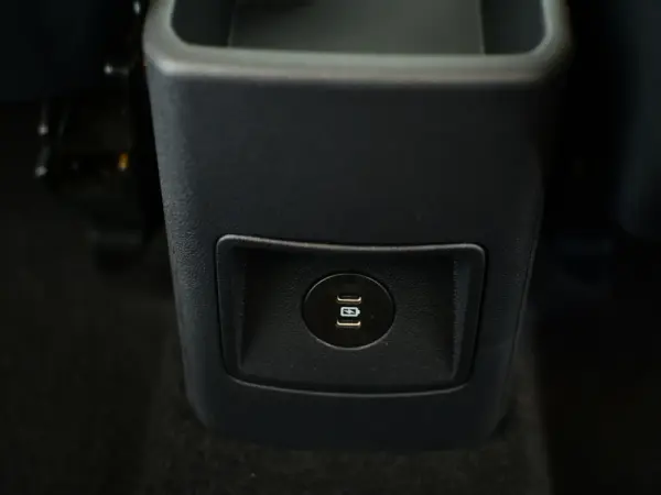 Ford Tourneo Courier 1.0 EcoBoost Active 38