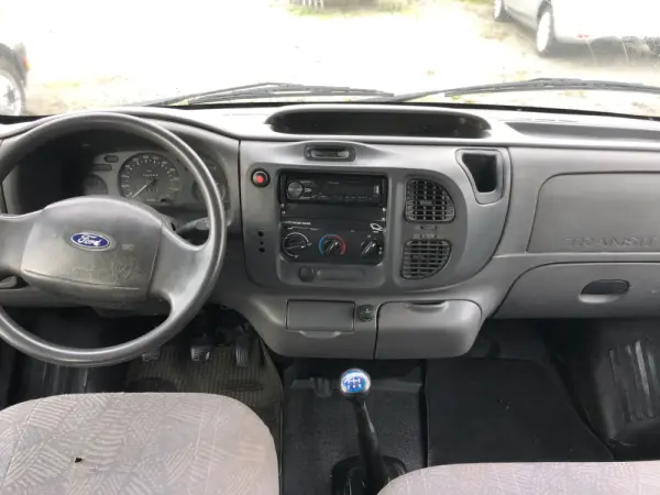 Ford Transit 12