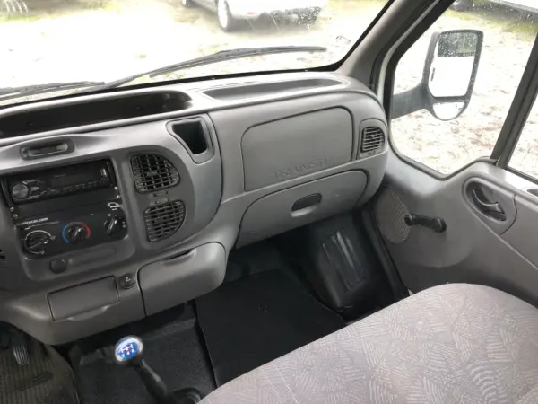 Ford Transit 13
