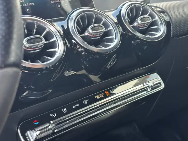 Mercedes-Benz A 180 d AMG Line Aut. 15