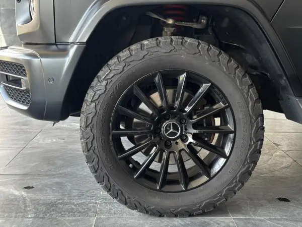 Mercedes-Benz G 450 AMG 5
