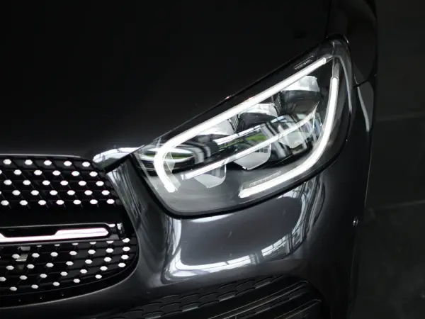 Mercedes-Benz GLC 300 de 4Matic 3
