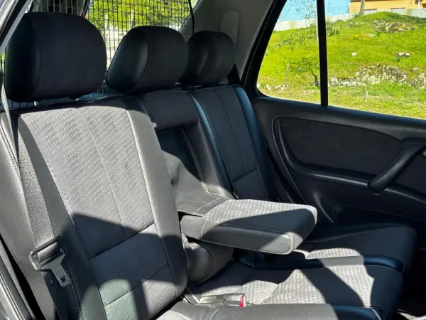 Mercedes-Benz ML 270 CDi 20