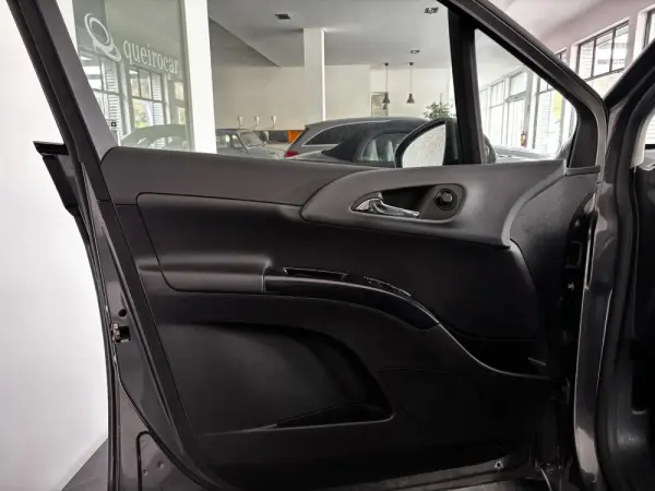 Opel Meriva 1.3 CDTi Design Edition S/S J16 16