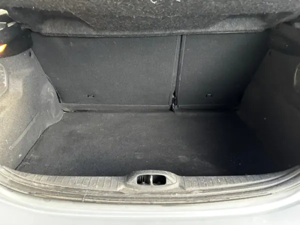 Peugeot 208 1.2 VTi Access 17
