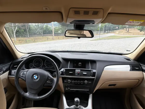 BMW X3 18 d sDrive 10