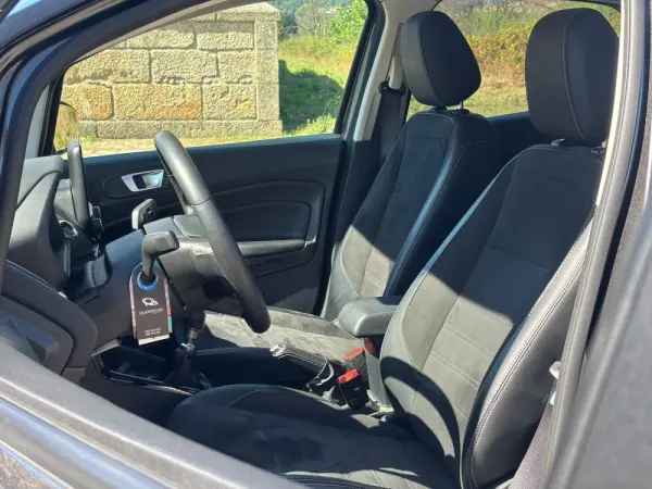 Ford EcoSport 1.0 EcoBoost ST-Line Plus 19