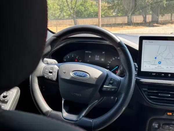 Ford Focus 1.0 EcoBoost MHEV ST-Line 12
