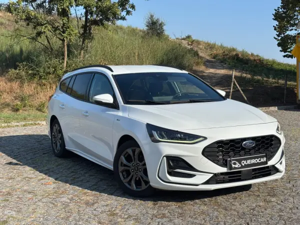 Ford Focus SW 1.0 EcoBoost MHEV ST-Line 2