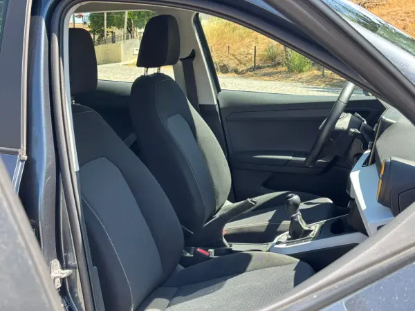 SEAT Arona 1.0 TSI 5
