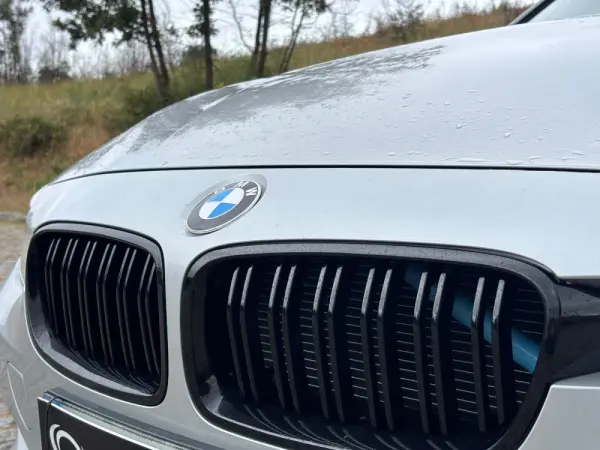 BMW 316 d Pack M 6