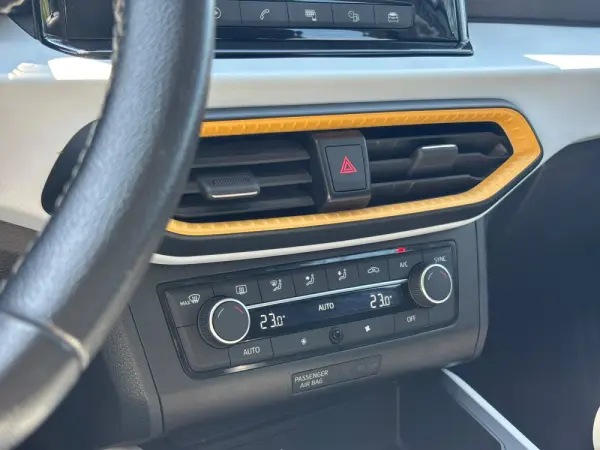 SEAT Arona 1.0 TSI 23