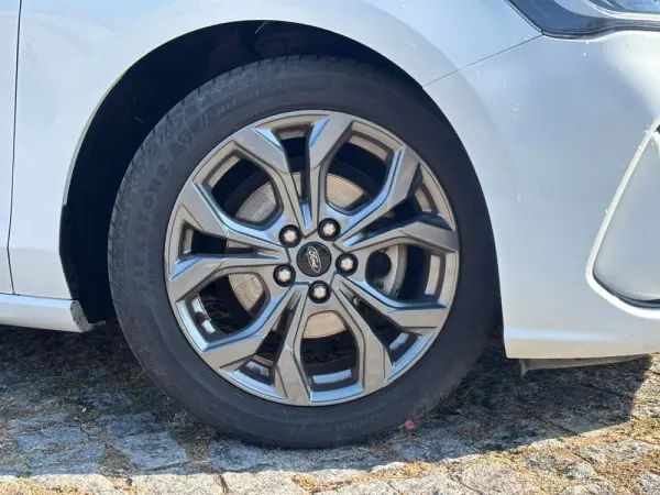 Ford Focus SW 1.0 EcoBoost MHEV ST-Line 8