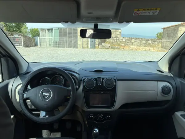 Dacia Lodgy 1.5 dCi Confort 7L 14