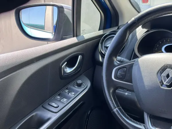Renault Clio Outro 9