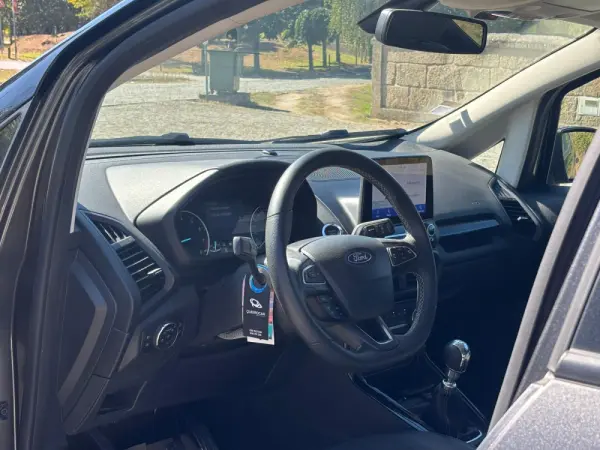 Ford EcoSport 1.0 EcoBoost ST-Line Plus 8