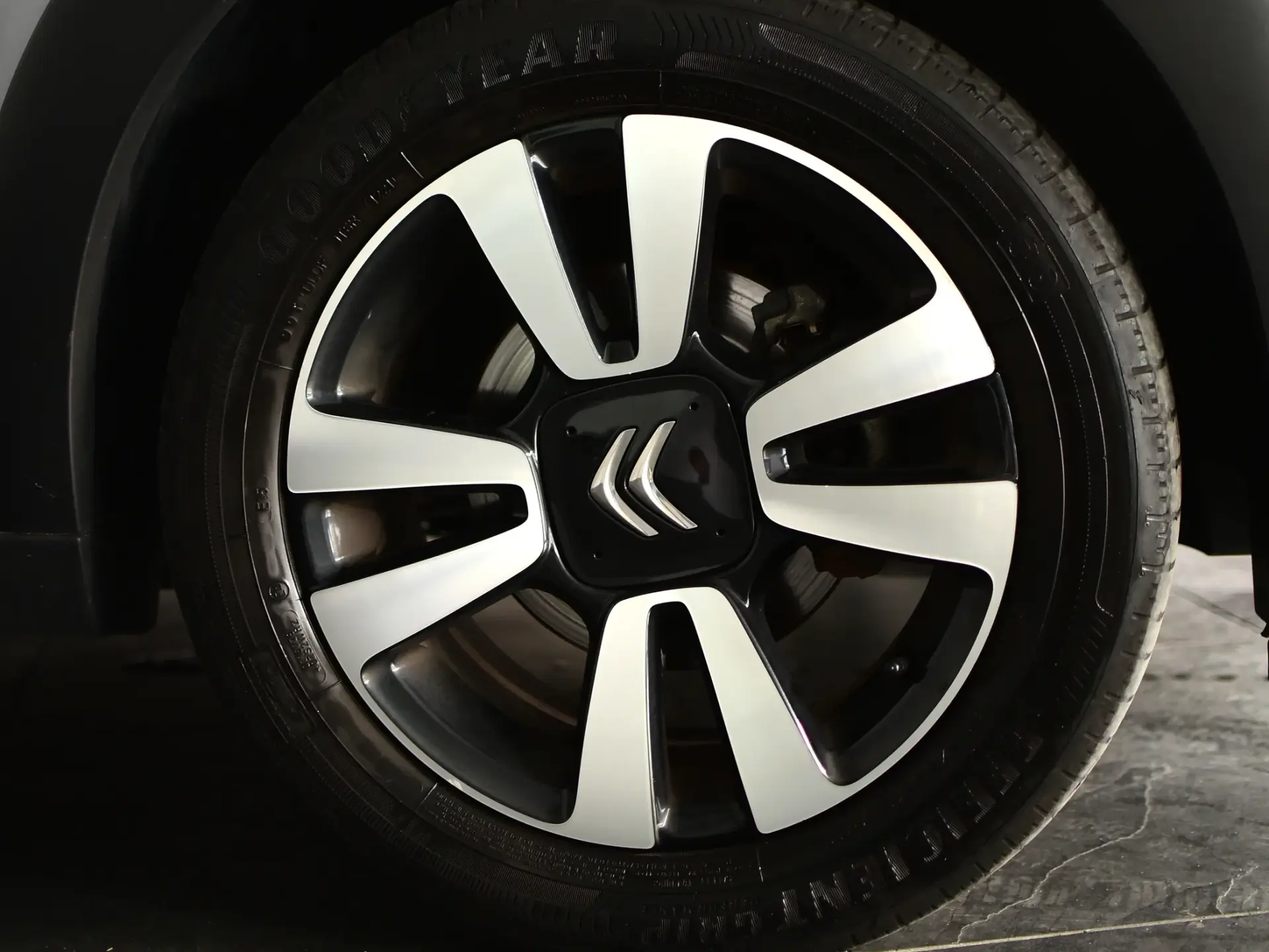 Citroen C3 1.2 PureTech C-Series 22