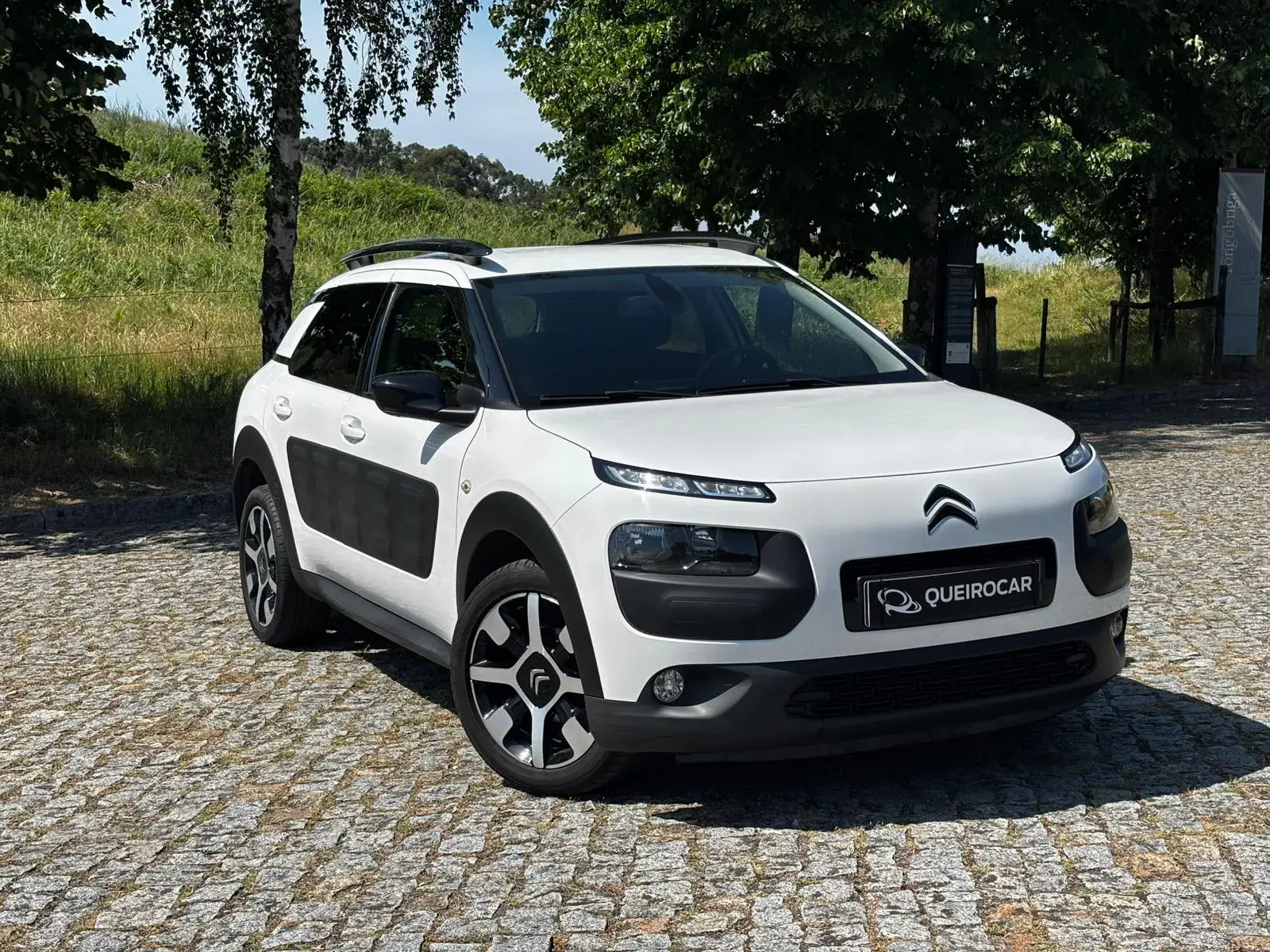 Citroen C4 Cactus 1.2 PureTech Live 2