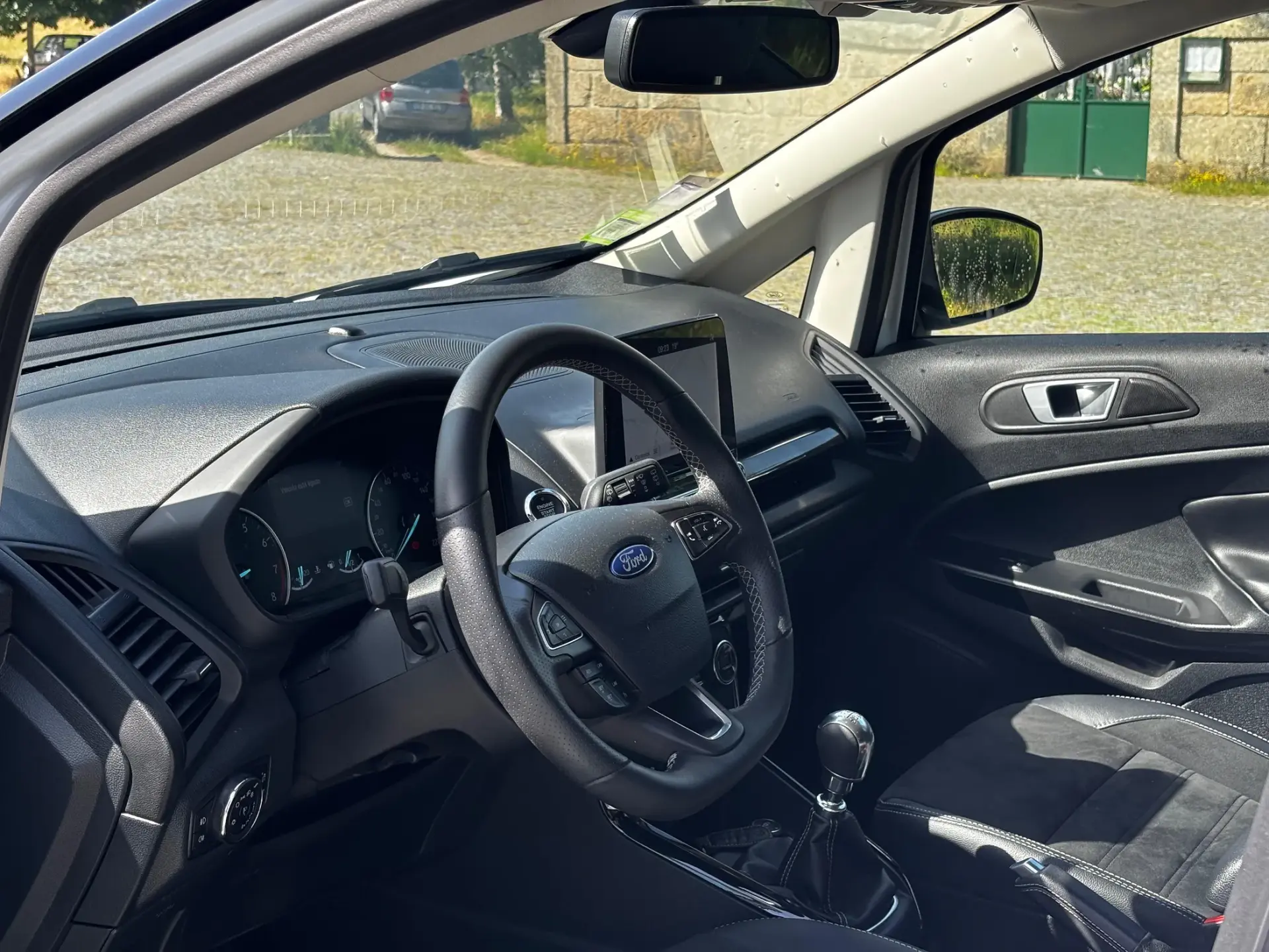 Ford EcoSport 1.0 EcoBoost ST-Line Plus 8