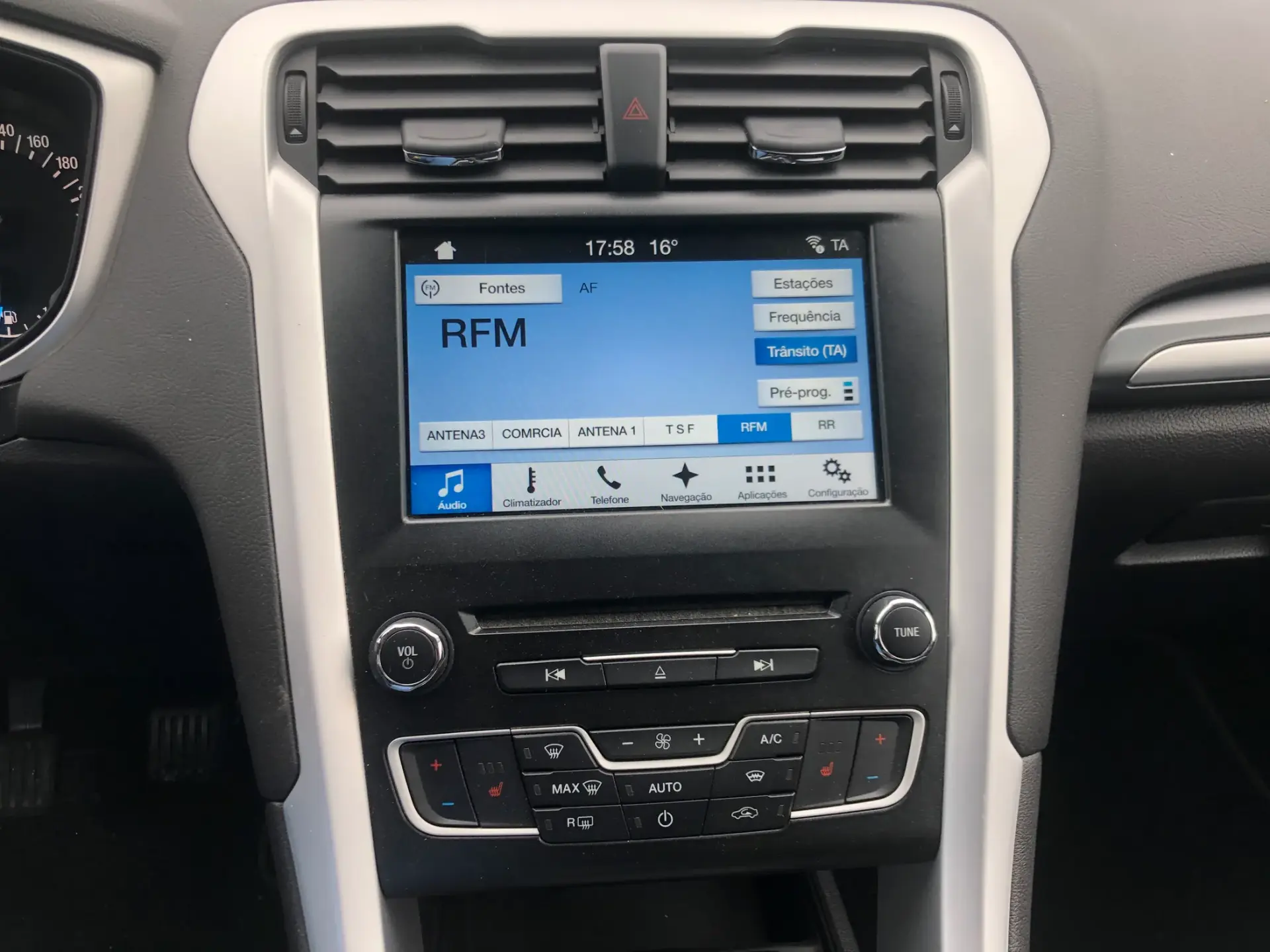 Ford Mondeo 1.5 TDCi Titanium ECOnetic 24