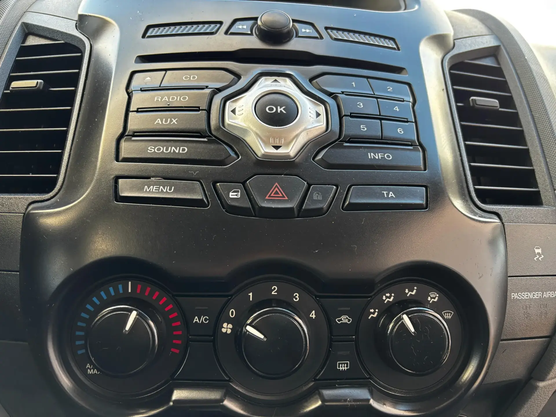 Ford Ranger 2.2 TDCi CD XL 4WD 11