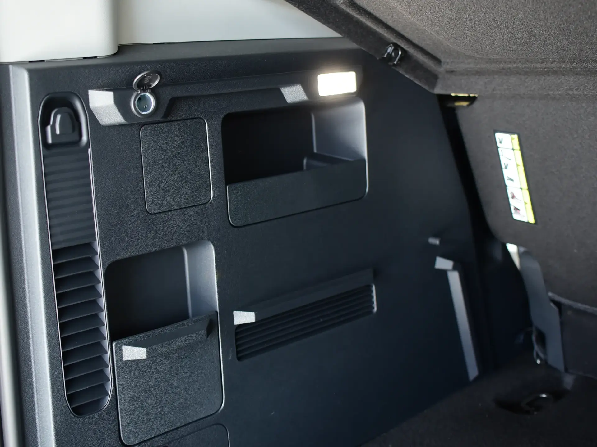 Ford Tourneo Courier 1.0 EcoBoost Active 42