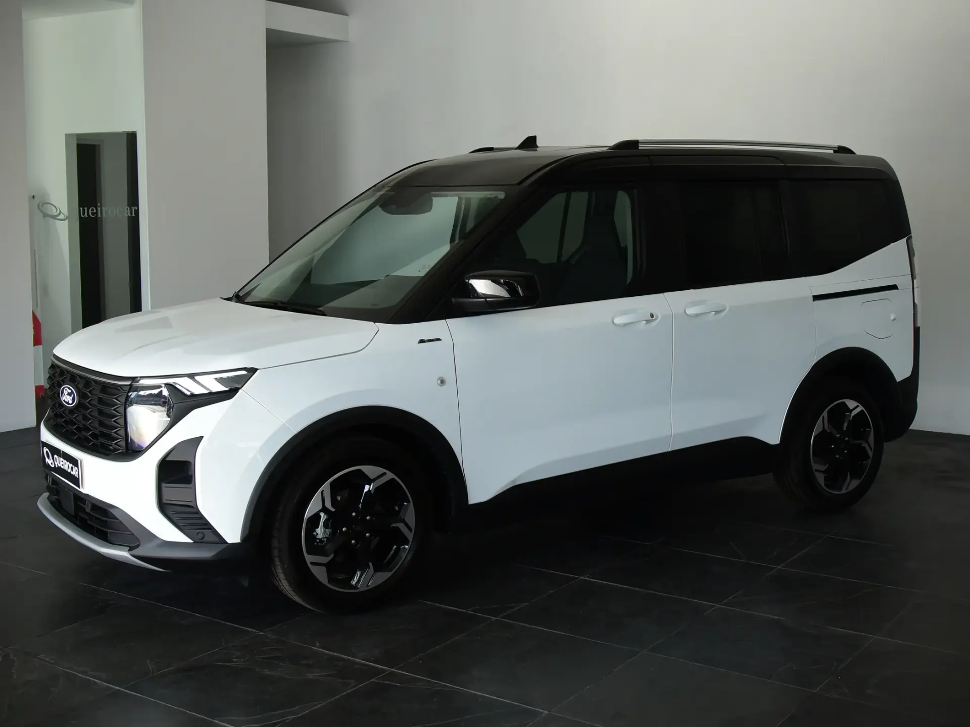 Ford Tourneo Courier 1.0 EcoBoost Active 51