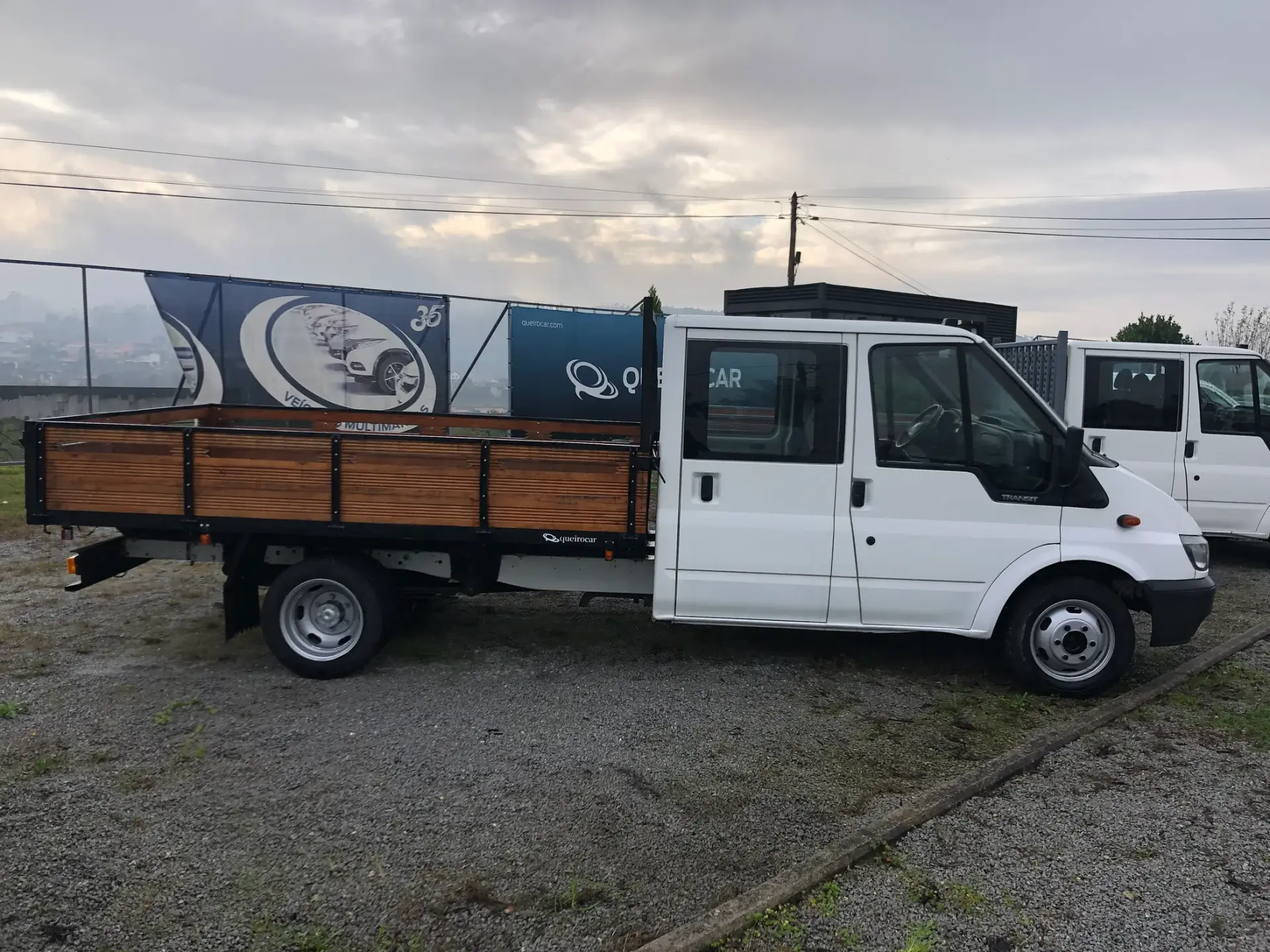 Ford Transit 9