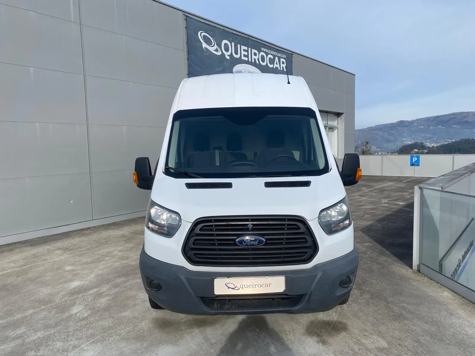 Ford Transit 350 L4 2.0 TDCi H3 Ambiente 2