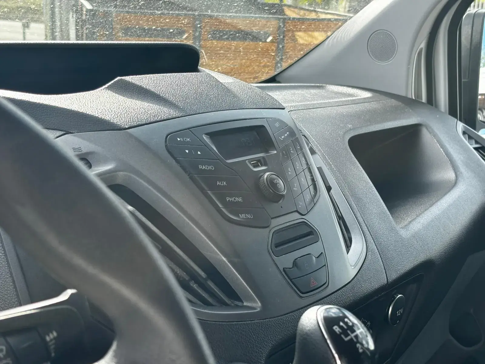 Ford Transit Custom 260L1 2.0 TDCi H1-Tecto Baixo Ambiente 6