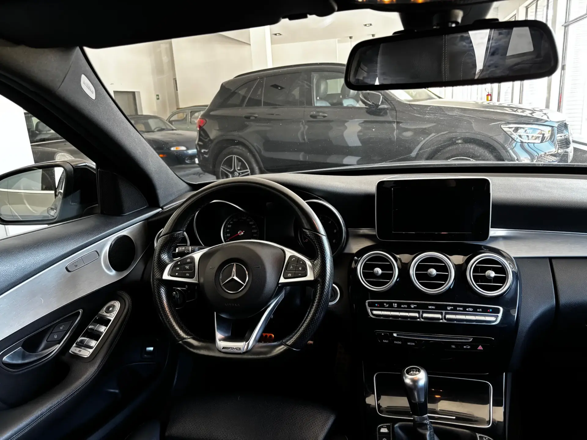 Mercedes-Benz C 200 d AMG Line 9