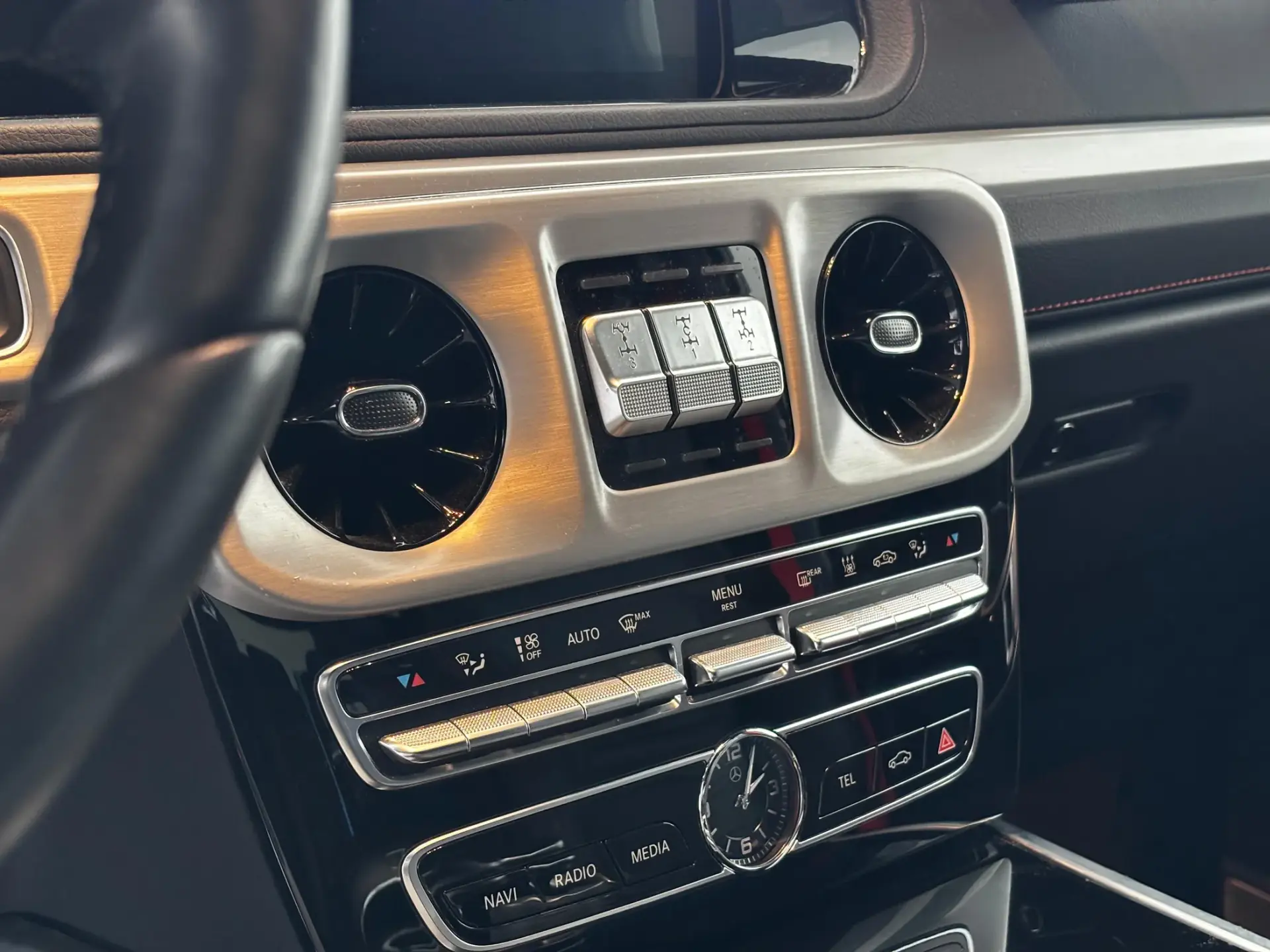 Mercedes-Benz G 450 AMG 19