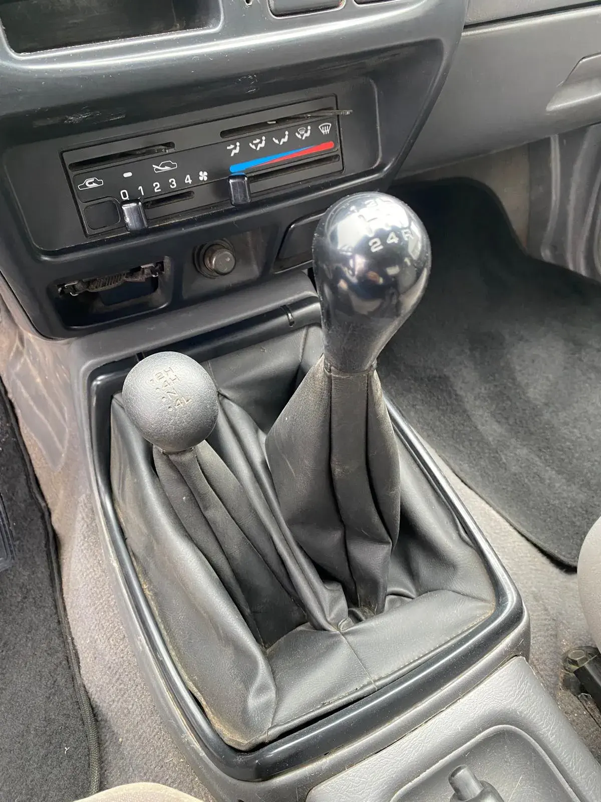 Nissan Pick Up 2.5 TD KC 10