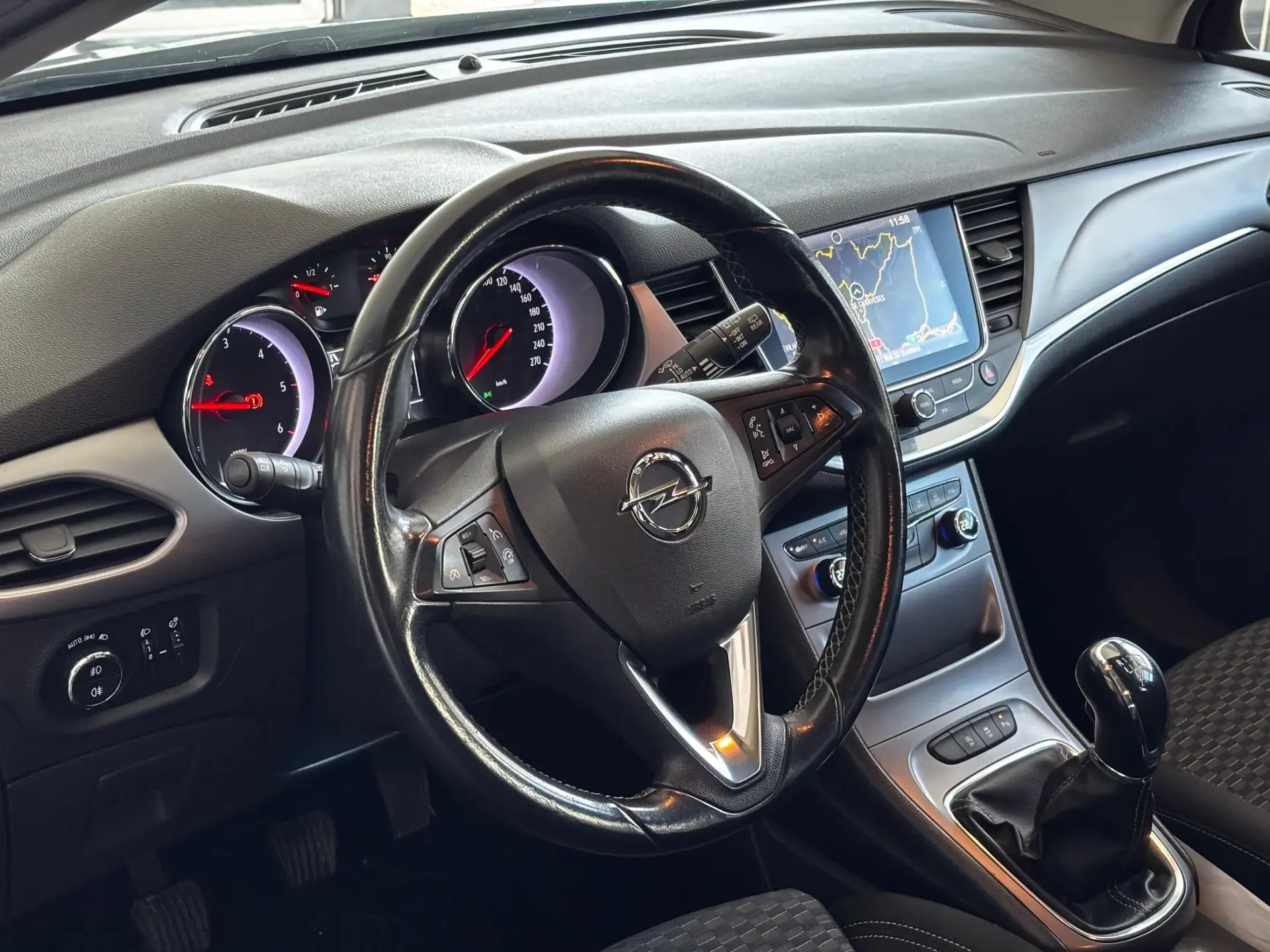 Opel Astra Sports Tourer 1.6 CDTI Innovation S/S 6
