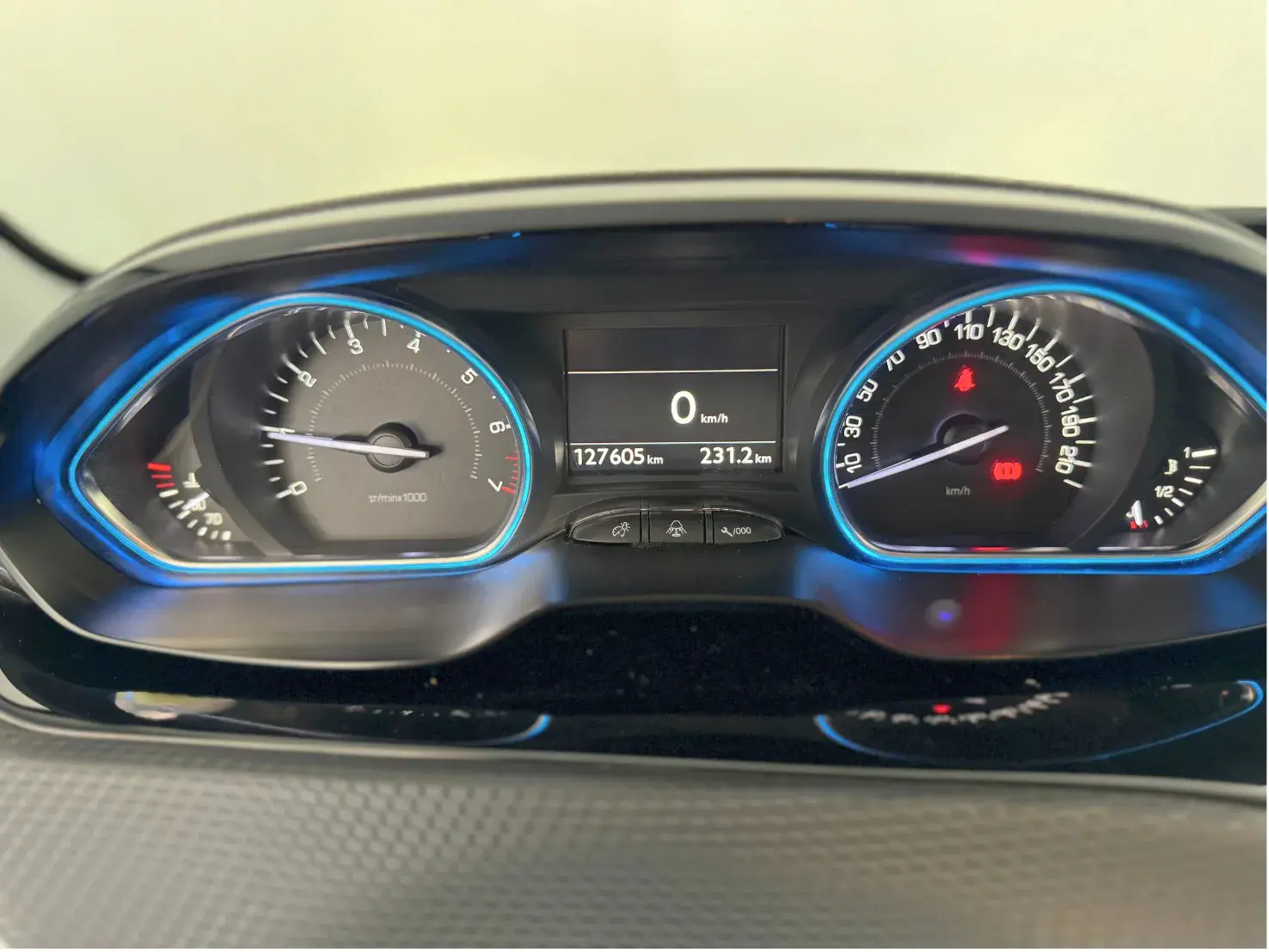 Peugeot 2008 1.2 PureTech Allure 7