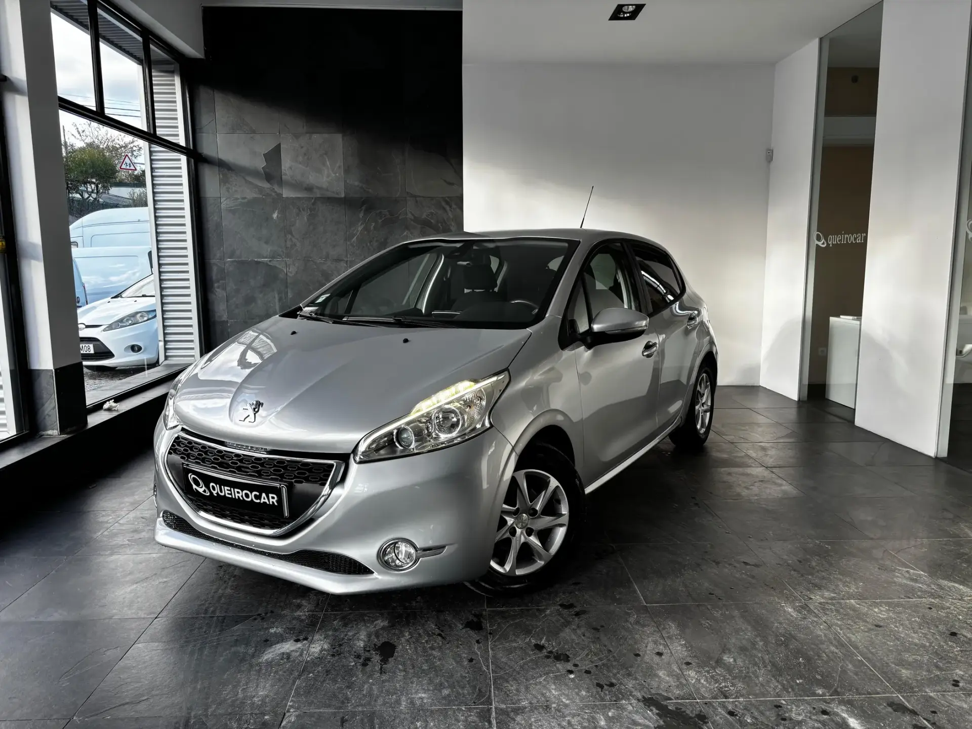 Peugeot 208 1.2 VTi Access 3