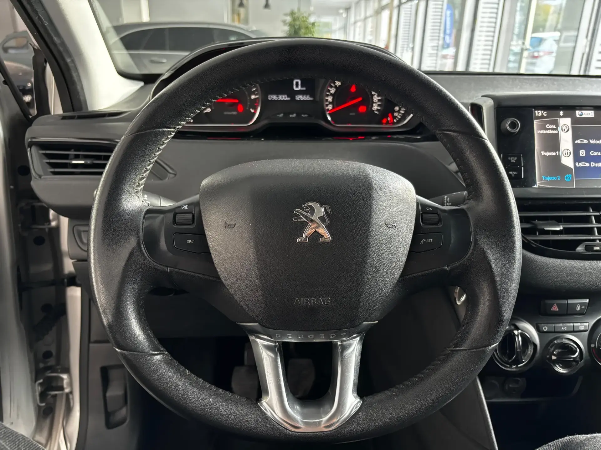 Peugeot 208 1.2 VTi Access 7