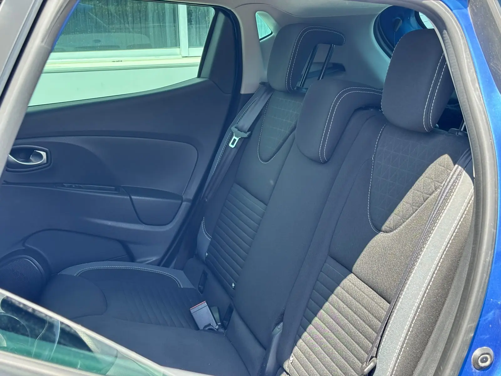 Renault Clio Outro 21