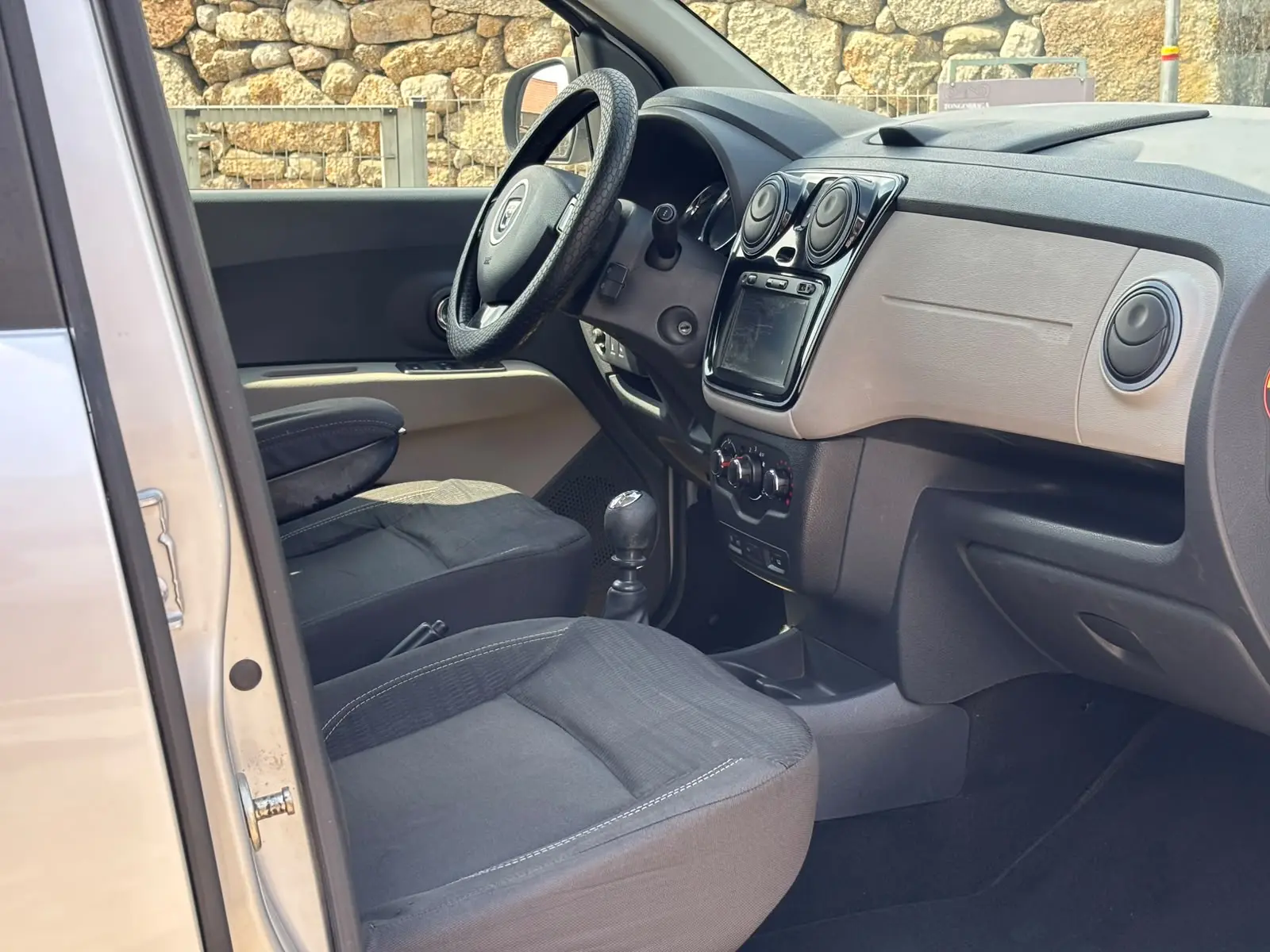 Dacia Lodgy 1.5 dCi Confort 7L 16